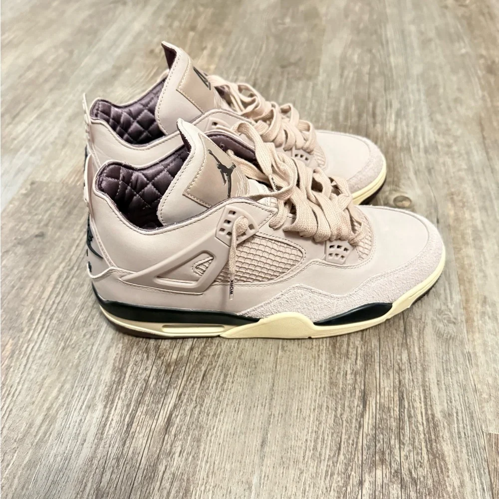Jordan 4 Retro - Picture 1 of 4